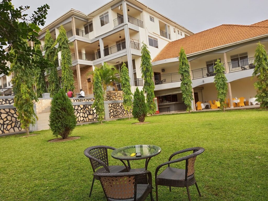 Eka Hoima Hotel in Hoima, Uganda, has event spaces for couples looking for options between an intimate banquet hall and a lush garden wedding. Image Source: Facebook/@EKA-HOIMA-HOTEL
