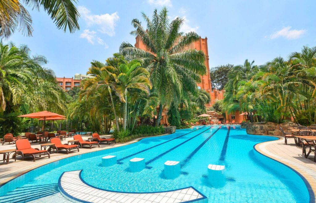 Kampala Serena Hotel offers indoor and outdoor event spaces for intimate and large gatherings, and wedding ceremonies. Image Source: Instagram/@kampalaserenahotel