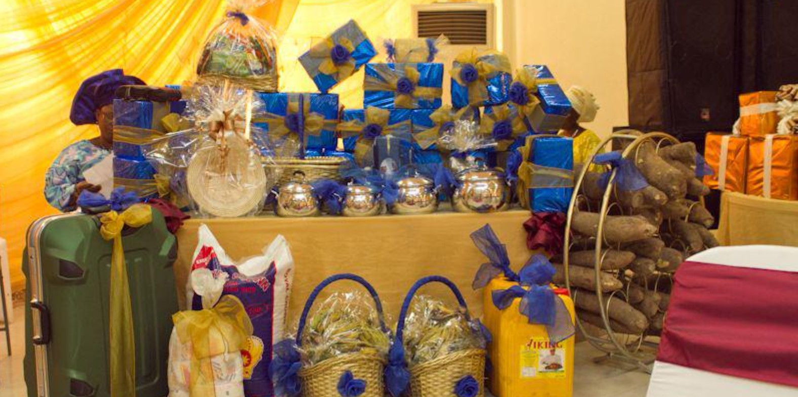 Stylishly wrapped eru iyawo traditional wedding gift. Image Source: Facebook/Nigerian Wedding